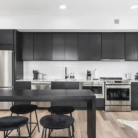 3 Bedroom Oasis On The River With 2 Private Patios
